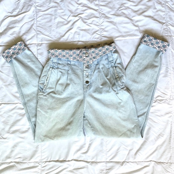 Vintage Denim - 80s VTG Mom Jeans Super High Waisted Light Wash